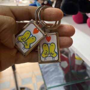 LLAVERO METÁLICO RECTÁNGULO PERSONALIZADO